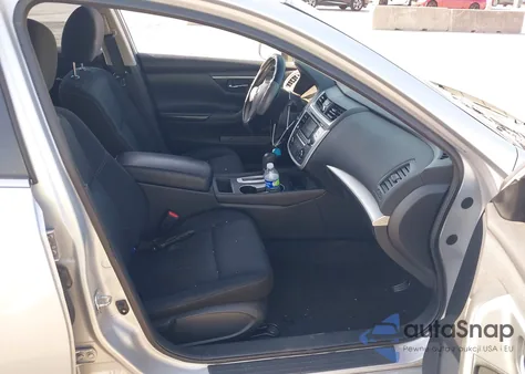 2016 Nissan Altima 2.5/2.5 S/2.5 Sl/2.5 Sr/2.5 Sv из США, поврежденный, VIN 1N4AL3AP5GC173987